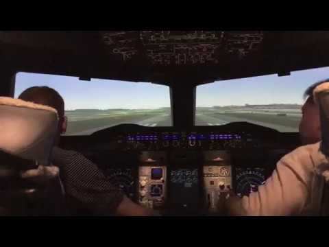 Flying the Thai Airways A380 Simulator